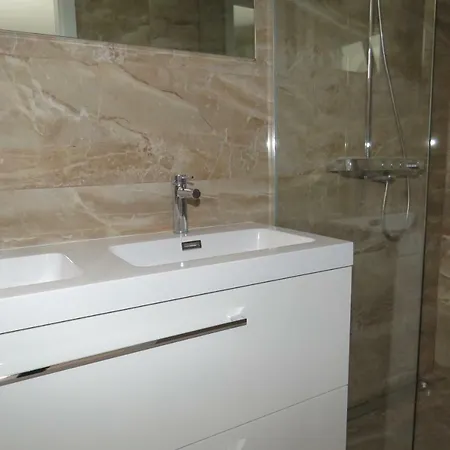 Lux Dalmatia I & R Guest house *