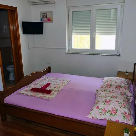 Lux Dalmatia Beachside 3* Makarska
