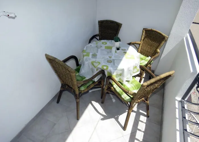 Lux Dalmatia Beachside Gostinjska kuća 3*